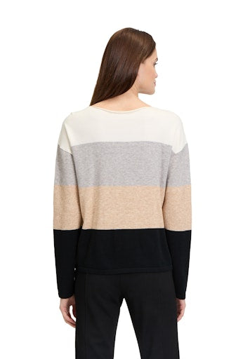 An image of the Betty Barclay Fine Knit Jumper