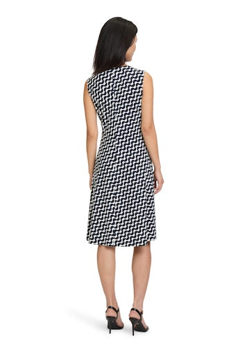 An image of the Betty Barclay Sleeveless Short Dress