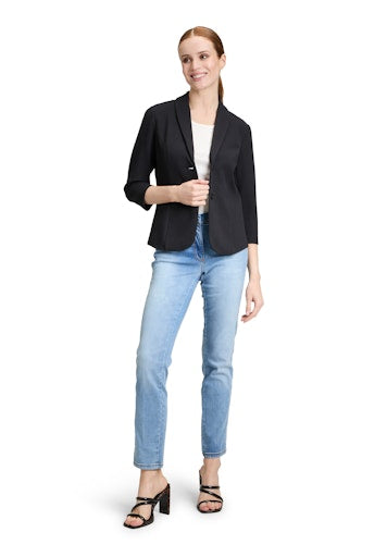 An image of the Betty Barclay Short Blazer