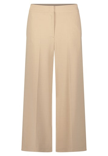 An image of the Betty Barclay Culottes