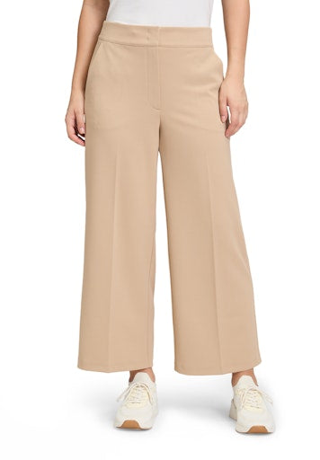 An image of the Betty Barclay Culottes