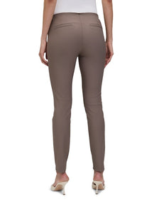 An image of the Betty Barclay Classic 7/8 Length Trouser
