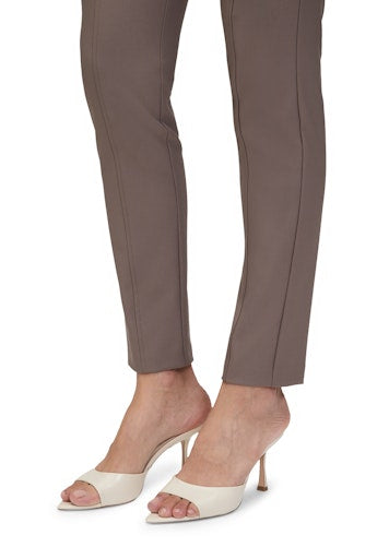 An image of the Betty Barclay Classic 7/8 Length Trouser