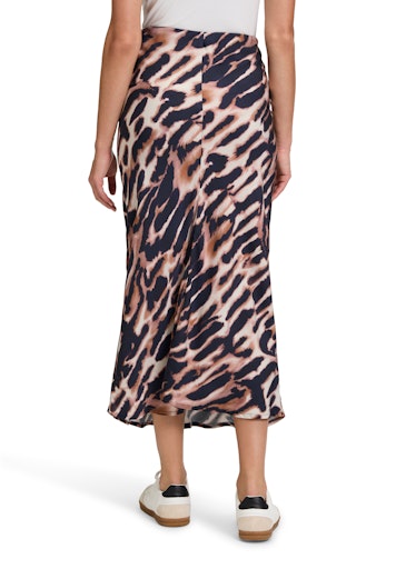 An image of the Betty Barclay Long Satin Skirt