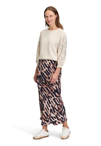 An image of the Betty Barclay Long Satin Skirt
