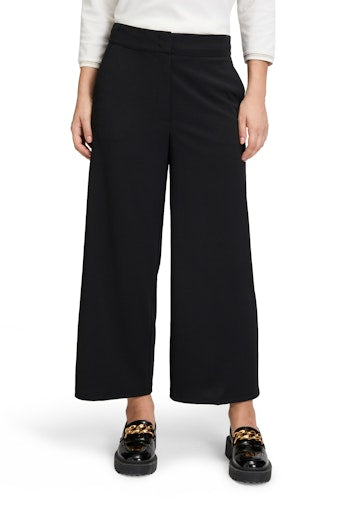 An image of the Betty Barclay Culottes