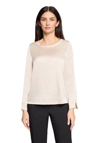 An image of the Betty Barclay Short Blouse