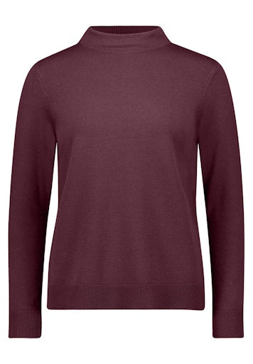 Knitted Pullover