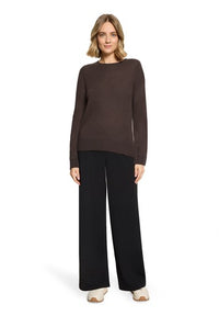 Knitted Pullover