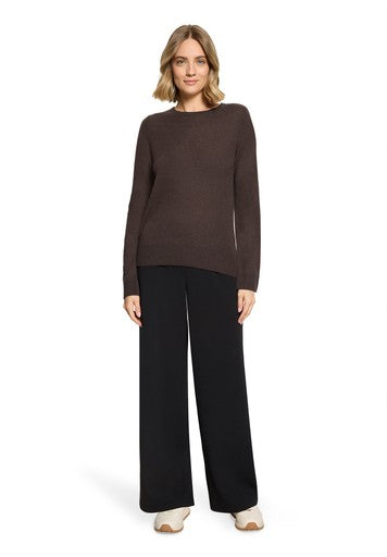 Knitted Pullover