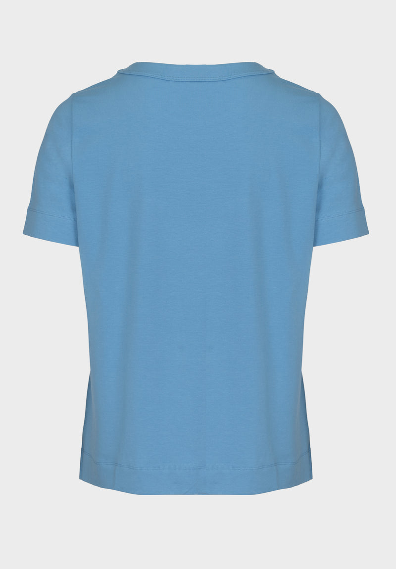 Bianca Short Sleeve Round Neck Delilah Top. A regular fit top with short sleeves and round neckline, in a soft blue material.