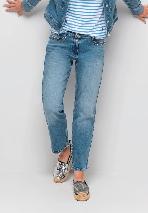 Bianca Denver Jeans. A classic blue denim regular fit jean with straight leg, zip and button fastening, and pockets. The pockets are embellished with a diamante detail.