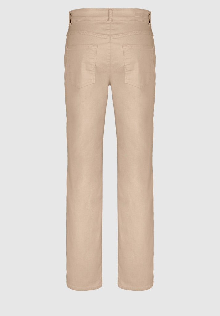 Bianca Melbourne Denim Jeans. Slim fitting straight leg jeans in the colour sand.