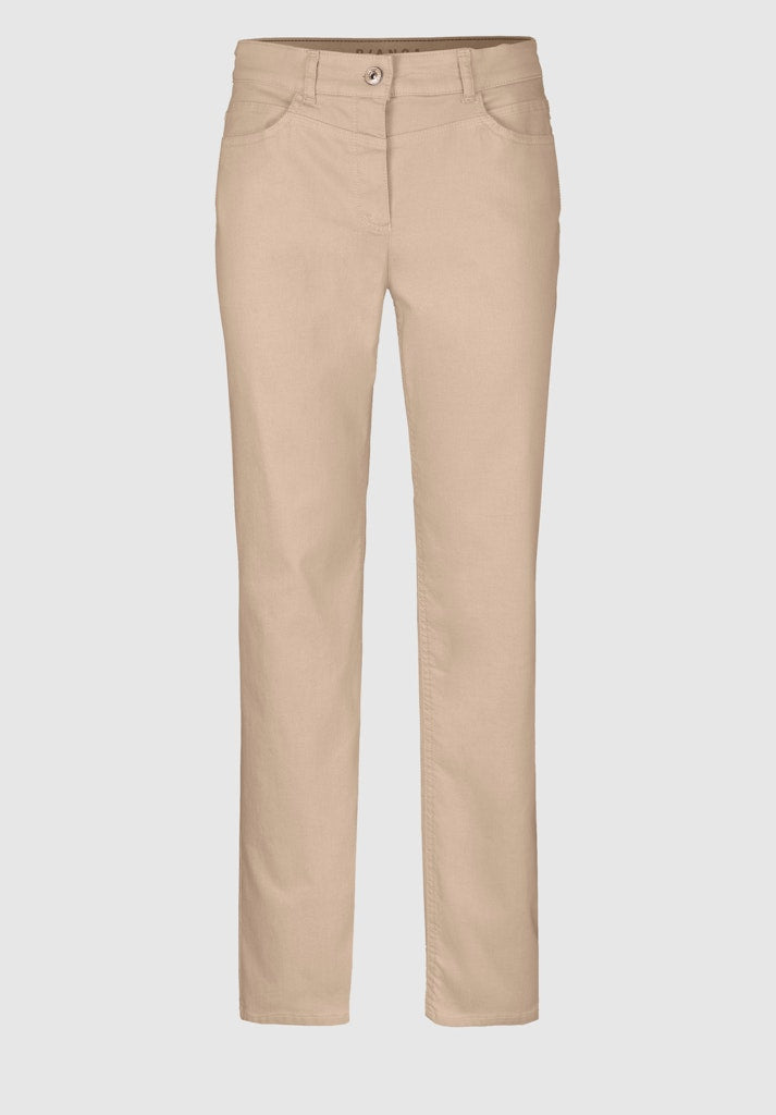 Bianca Melbourne Denim Jeans. Slim fitting straight leg jeans in the colour sand.