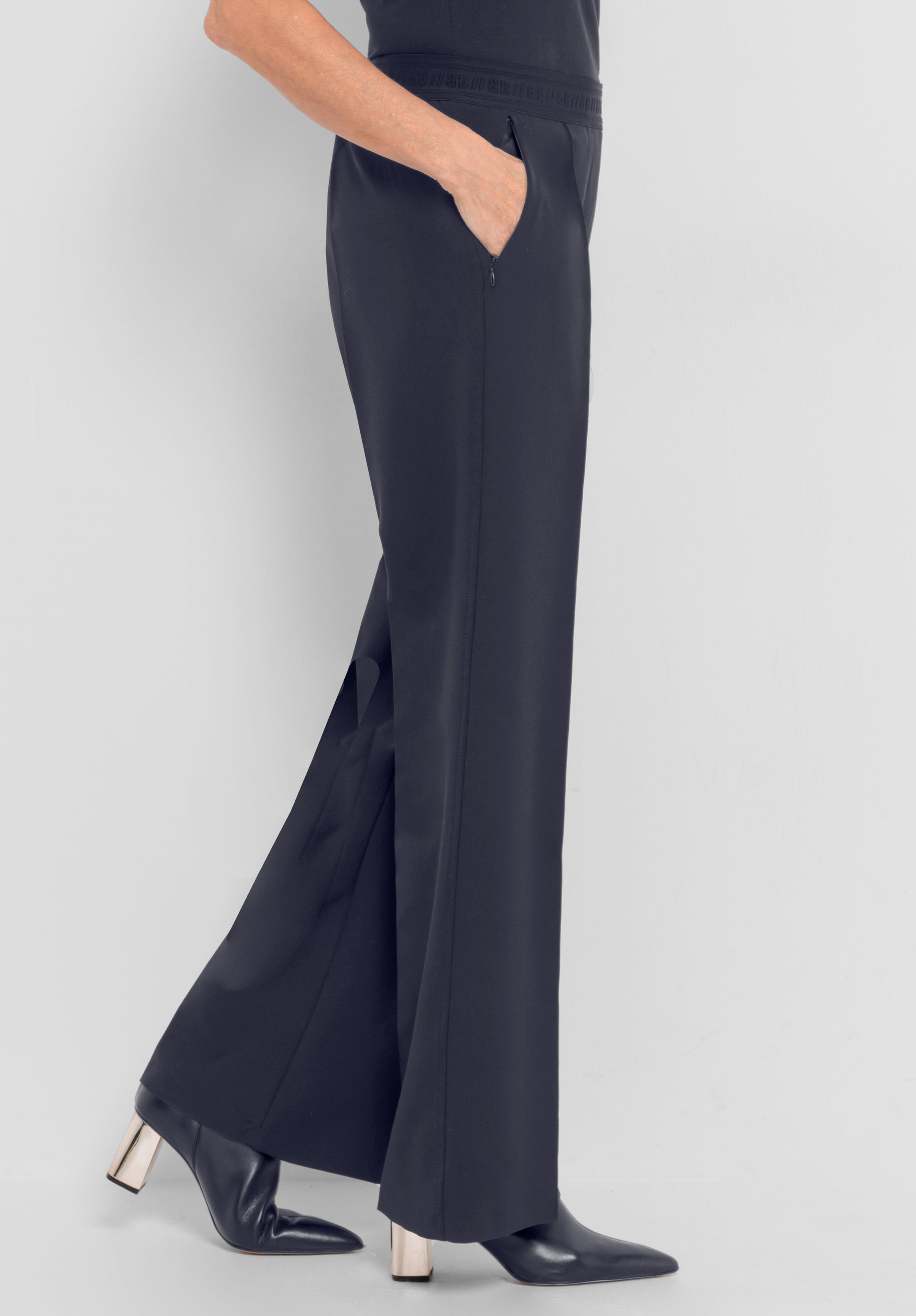 An image of the Bianca Parigi Trousers