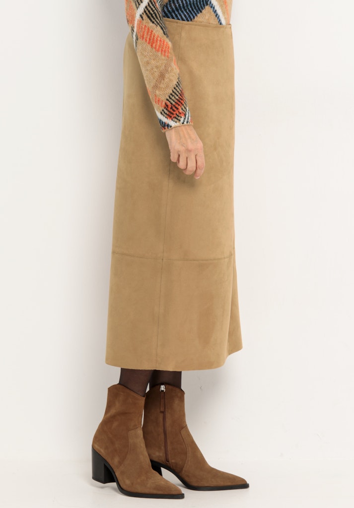 An image of the Bianca Kina Skirt