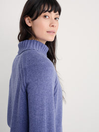 An image of the Seasalt Basset Cove Jumper
