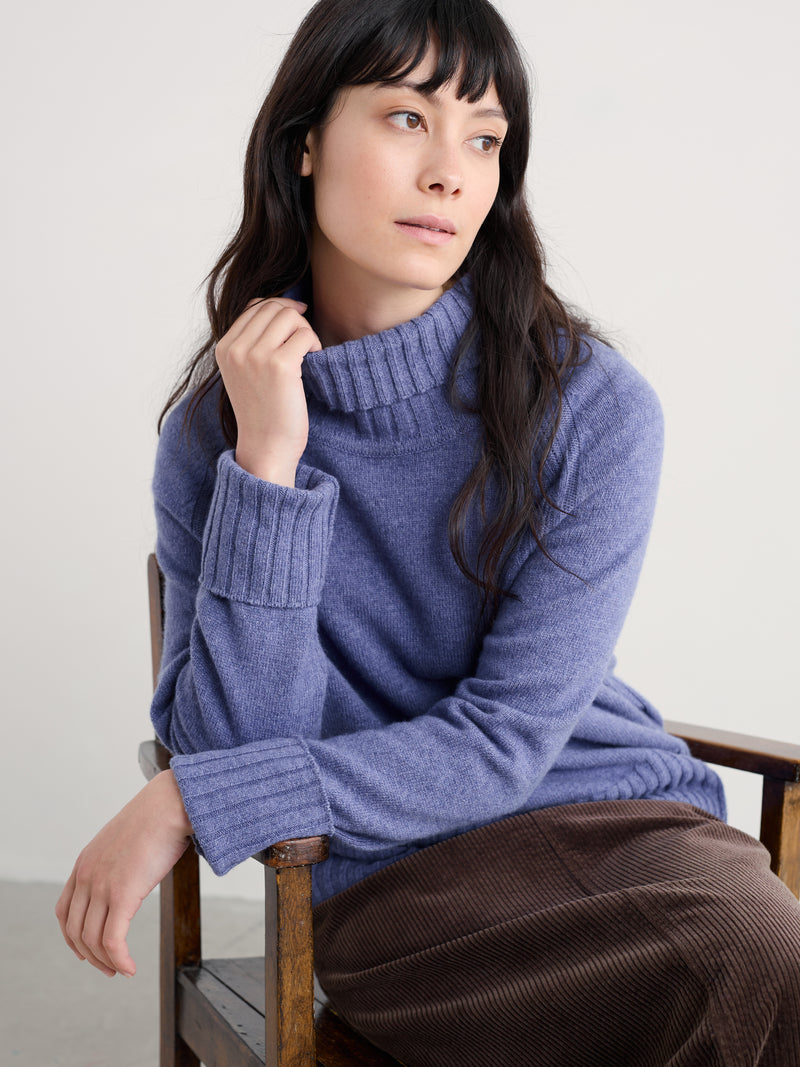 An image of the Seasalt Basset Cove Jumper
