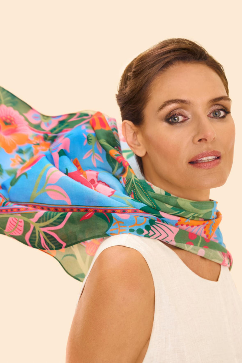 An image of the Powder Cotton Scarf