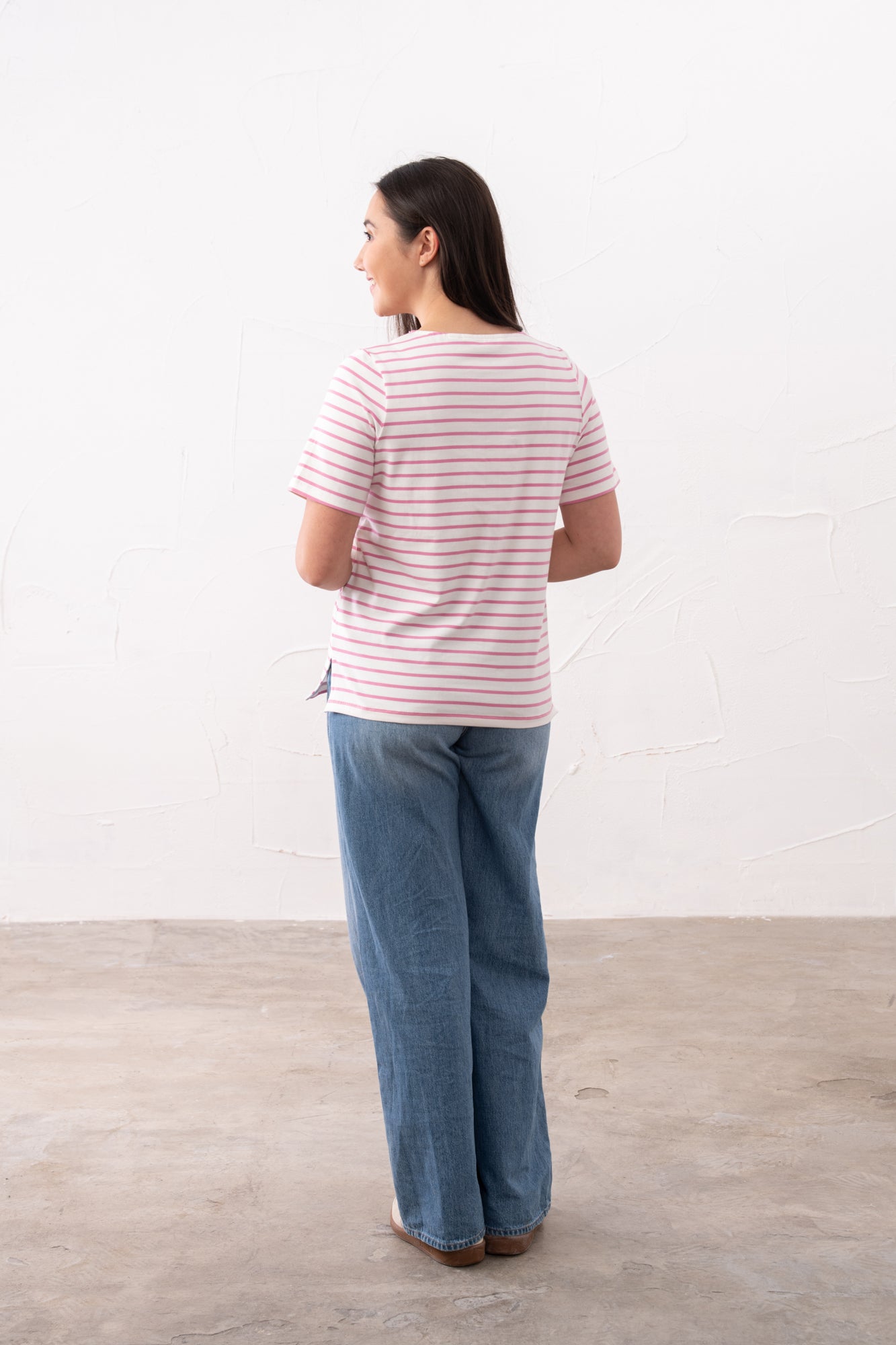 An image of the Lighthouse Ladies Causeway T Shirt