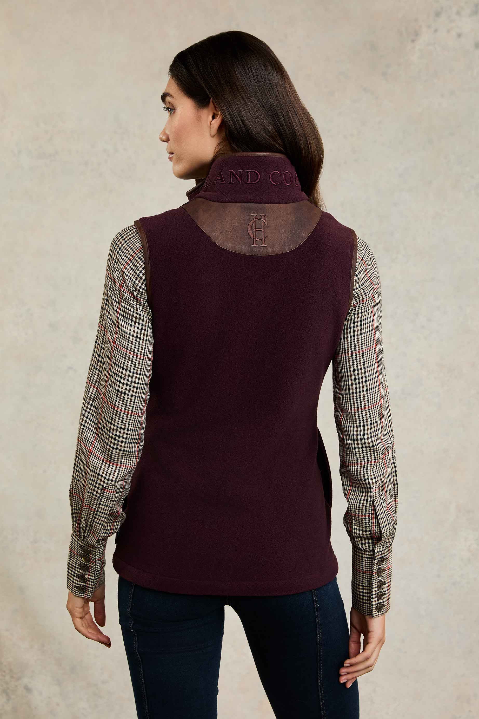 An image of the Holland Cooper Country Fleece Gilet