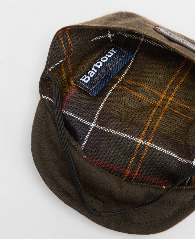 An image of the Barbour Dog Wax Flat Cap