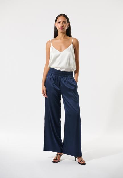 An image of the Dea Kudibal Margodea Trousers