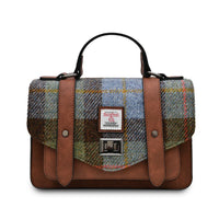 An image of the Islander The Medium Satchel