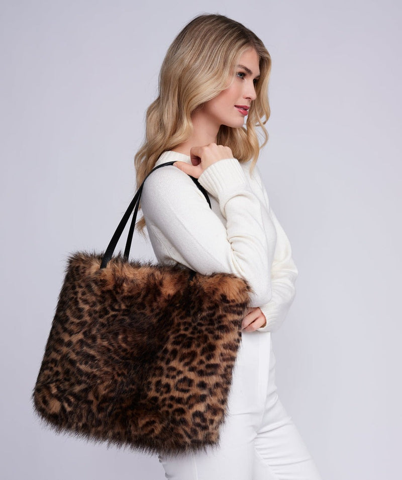 An image of the Pia Rossini Delevigne Tote Bag