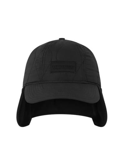 An image of the Sealskinz Diss Waterproof Quilt Ear Warmer Cap