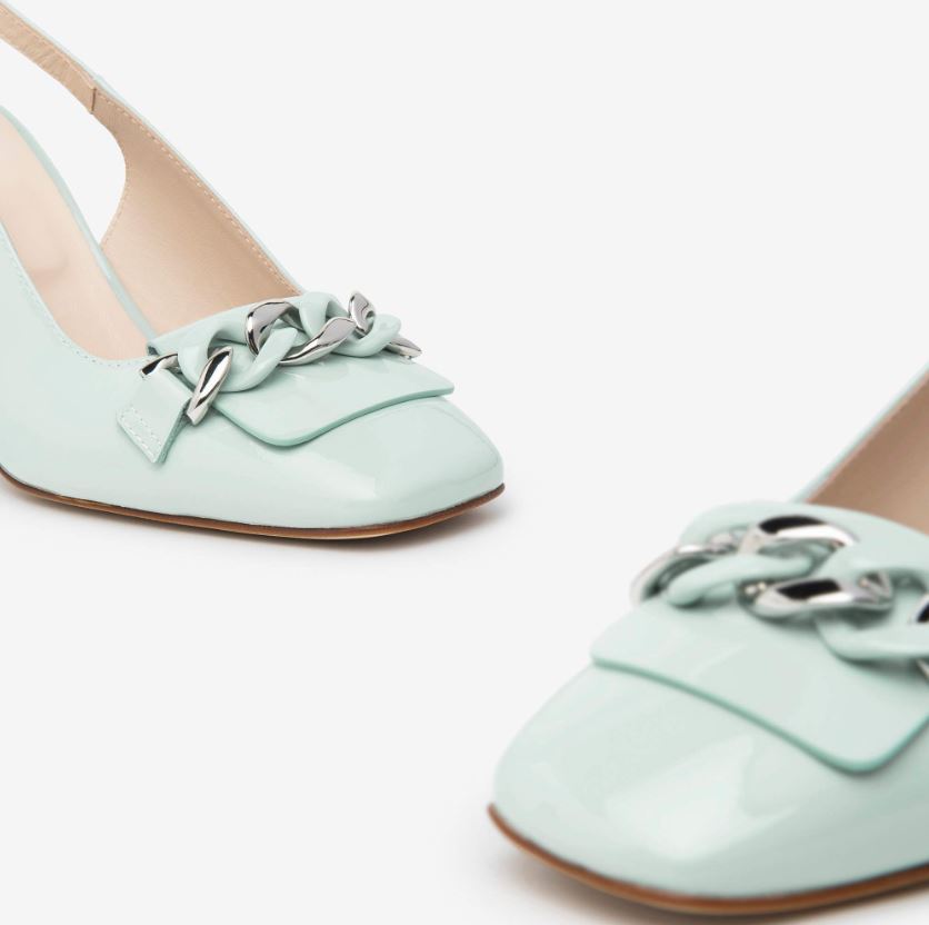An image of the Nero Giardini Vernice Sling Back Shoe