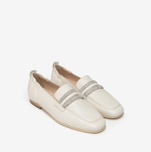 An image of the Nero Giardini Nappa Pandora Loafer