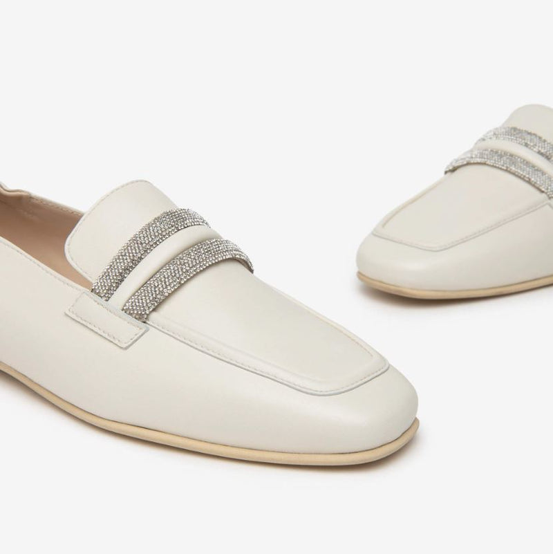 An image of the Nero Giardini Nappa Pandora Loafer