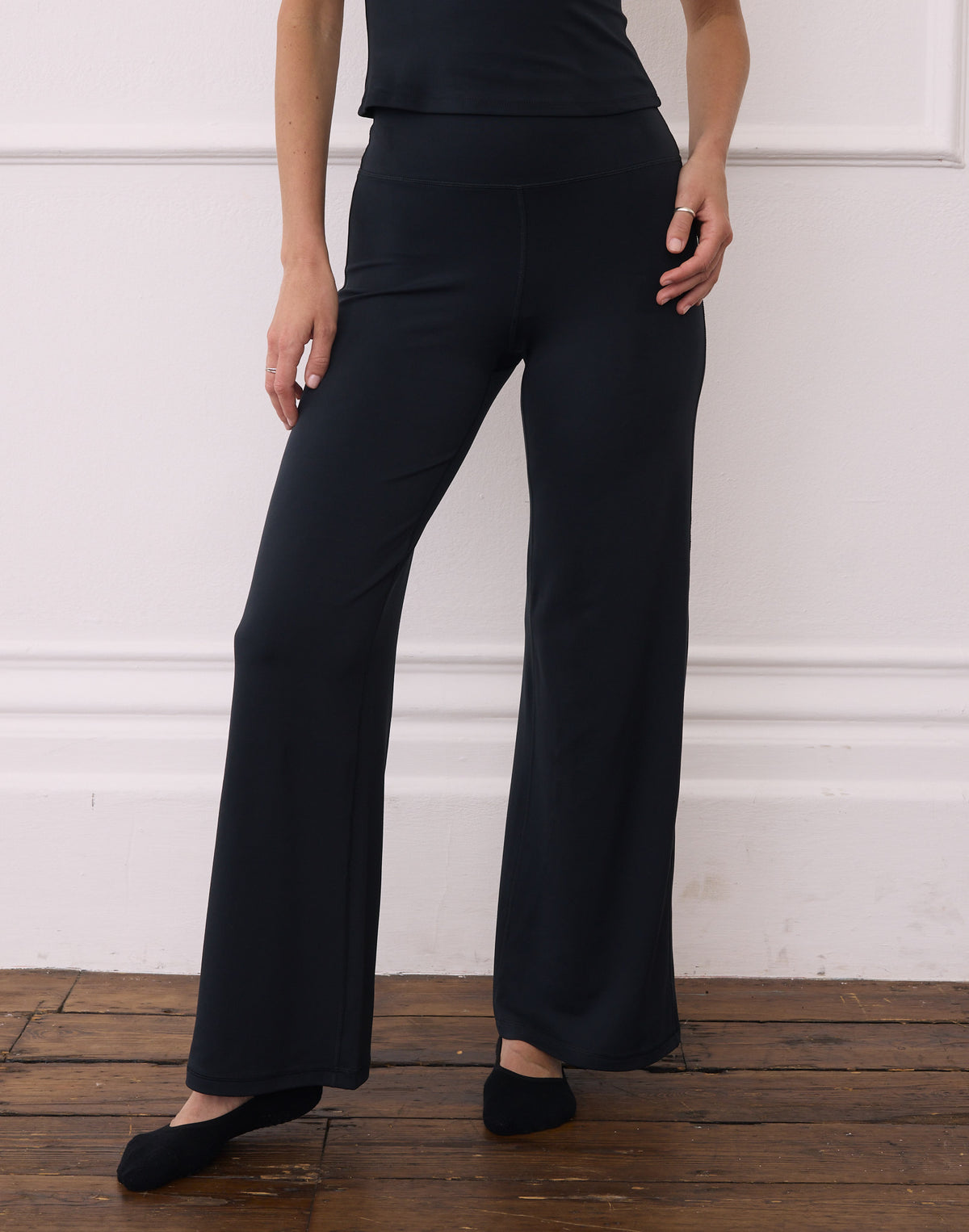 Womens Wide Leg Legging