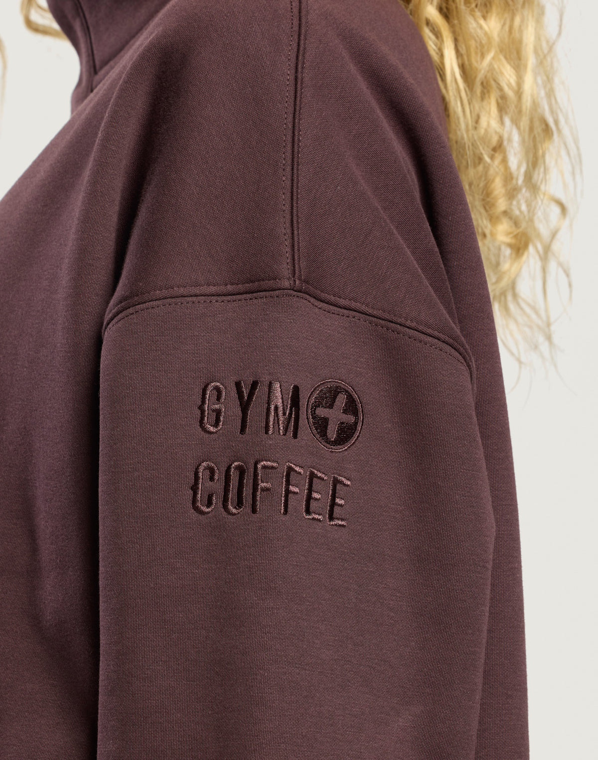 Snap Collar Sierra Sweatshirt