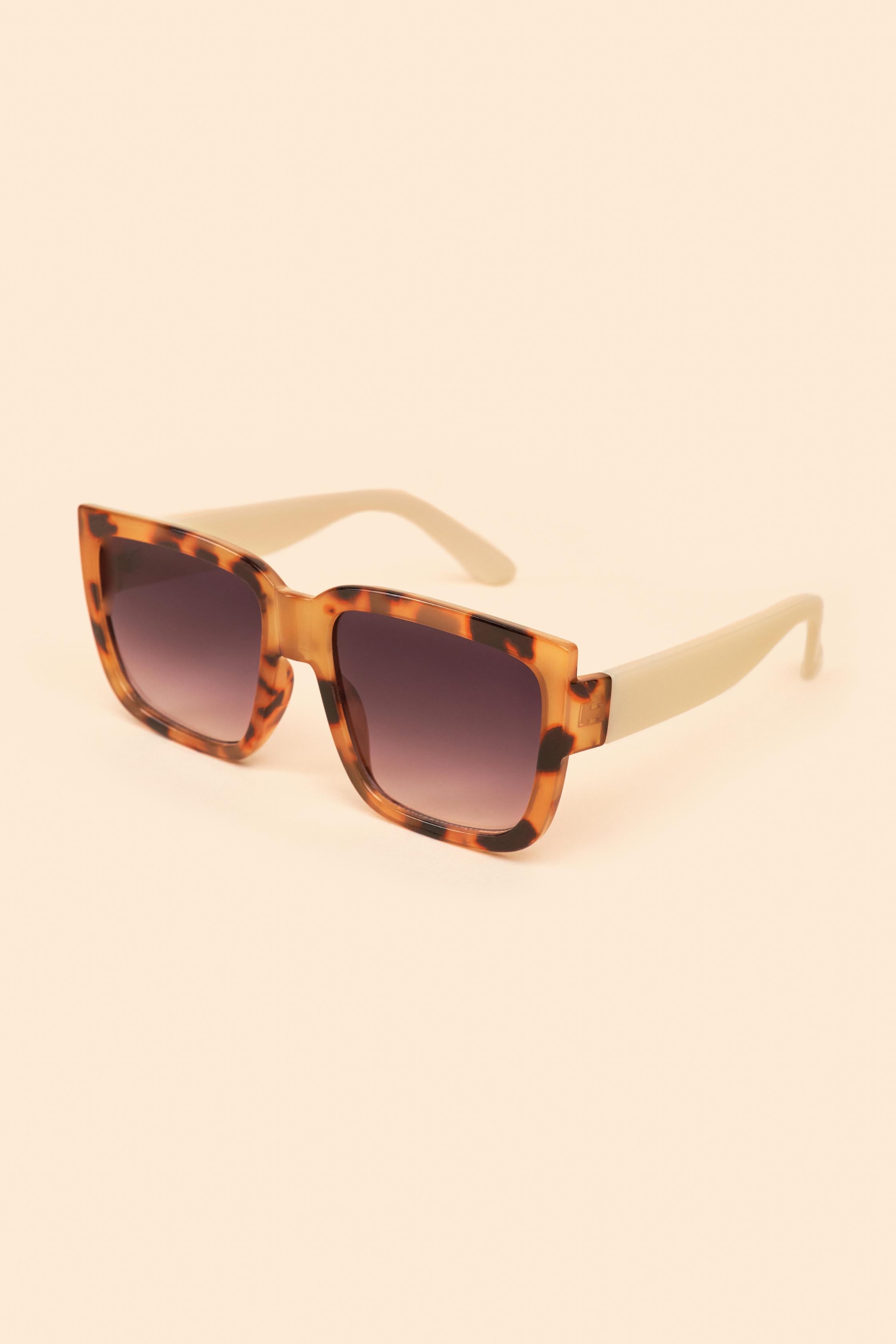 An image of the Powder Ellery Luxe Sunglasses - Tortoiseshell/Coconut
