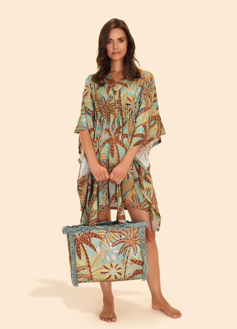 An image of the Powder Fringed Box Tote Bag