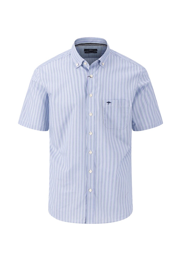 An image of the Fynch-Hatton Cotton Shirt with half sleeves in the colour Summer Breeze.