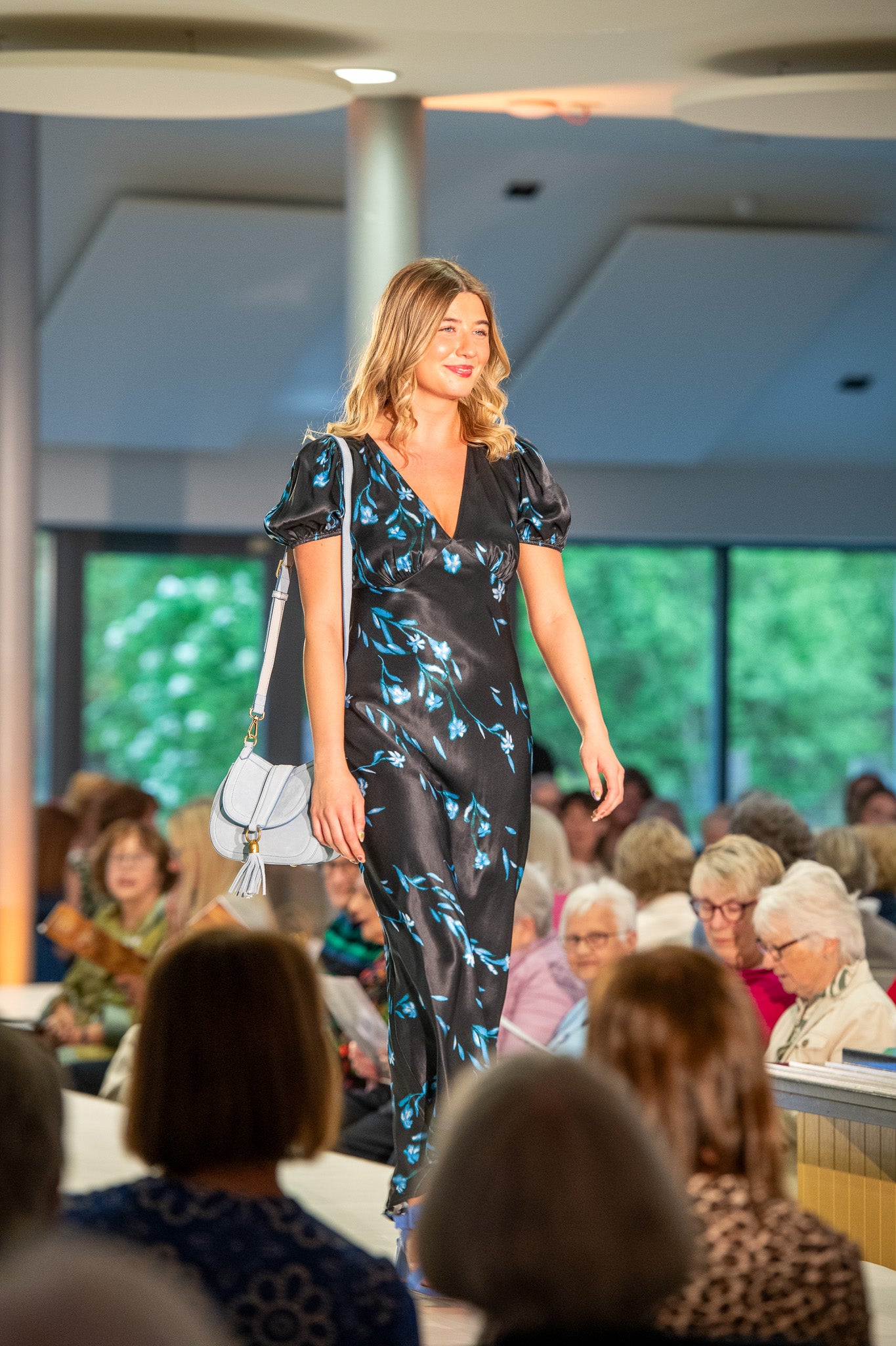 Junia Midi Dress