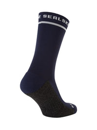 An image of the Sealskinz Foxley Mid Length Active Socks
