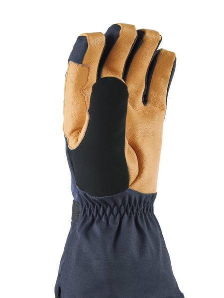 An image of the Sealskinz Fransham Waterproof Thermal Ski Gauntlet