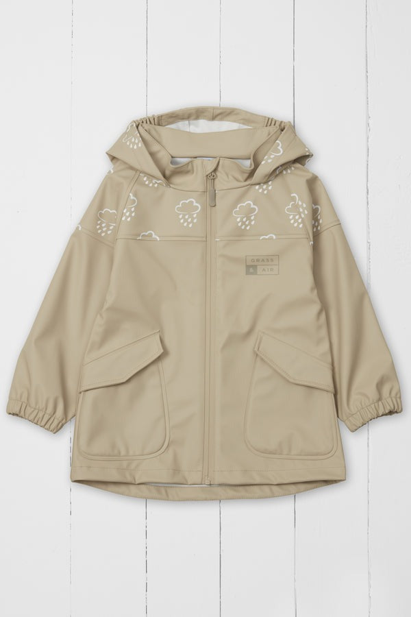 An image of the Grass & Air Colour Revealing Rain Jacket