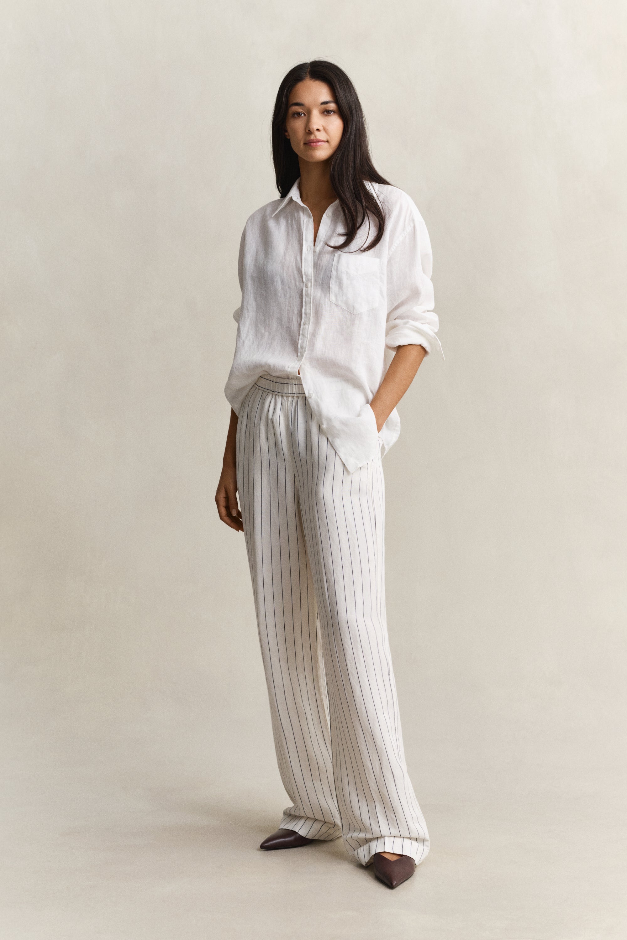 An image of the Gant Striped Linen Blend Pull On Pants