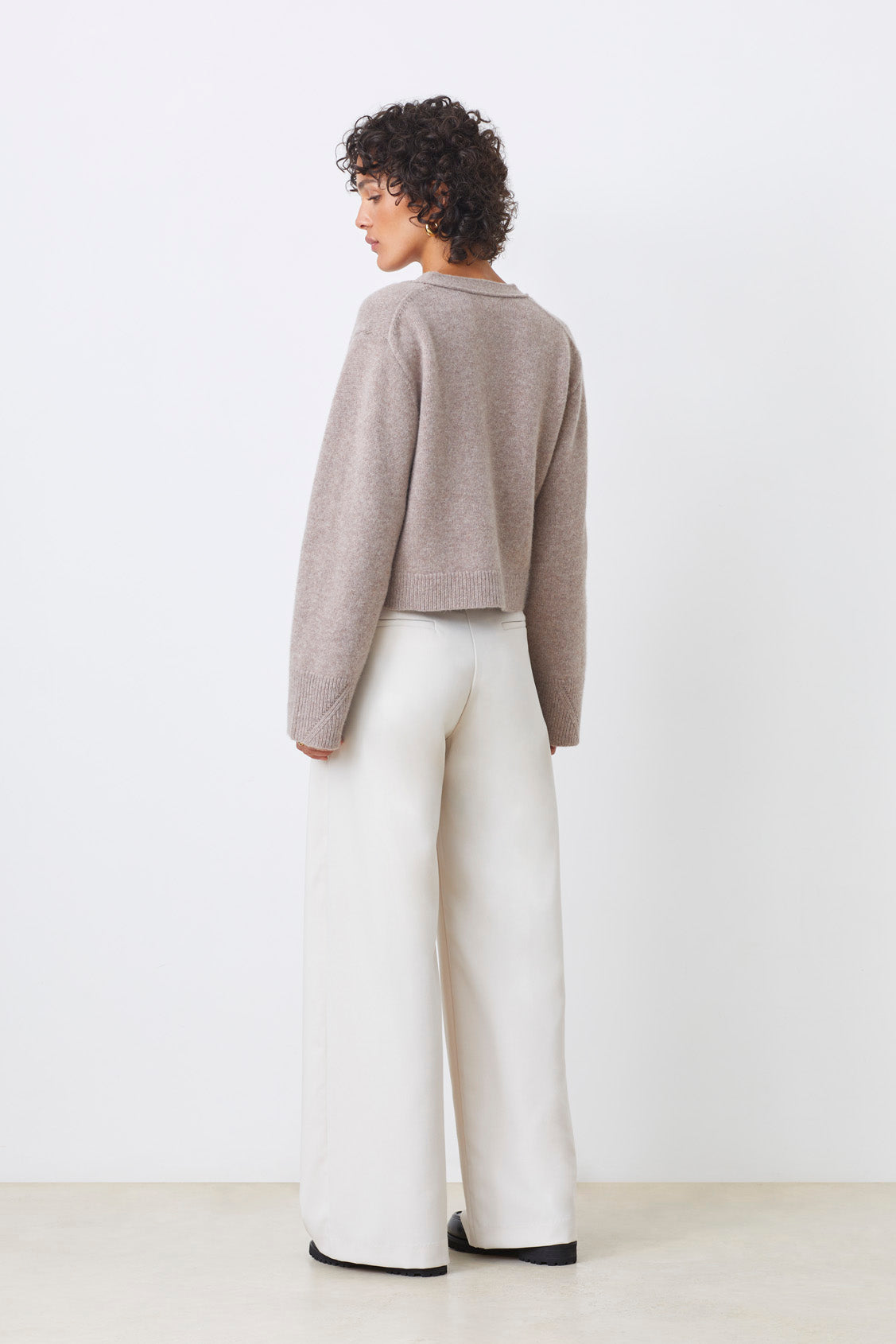 An image of the Suncoo Galiega Sweater