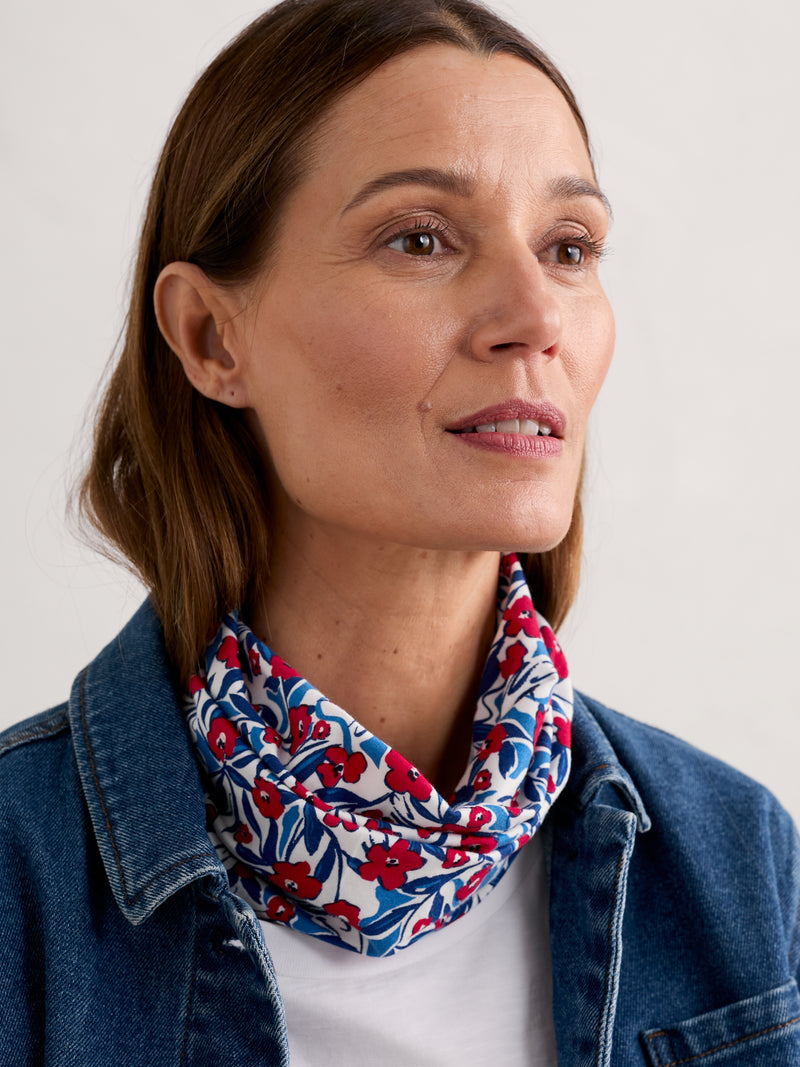 Seasalt Handyband. A multi-functional accessory which can be worn multiple ways, complete with red and blue floral print.