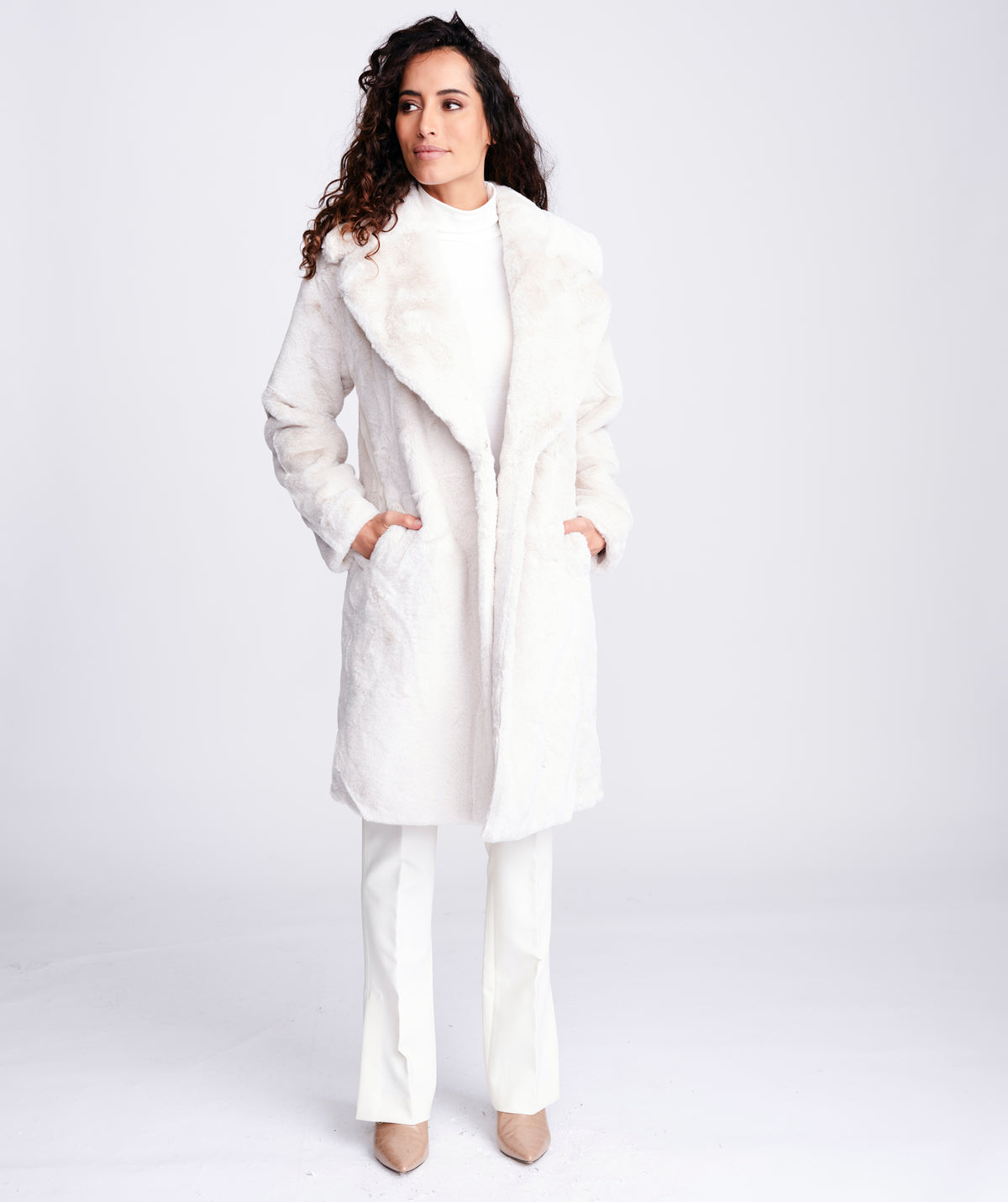 An image of the Pia Rossini Hepburn Coat