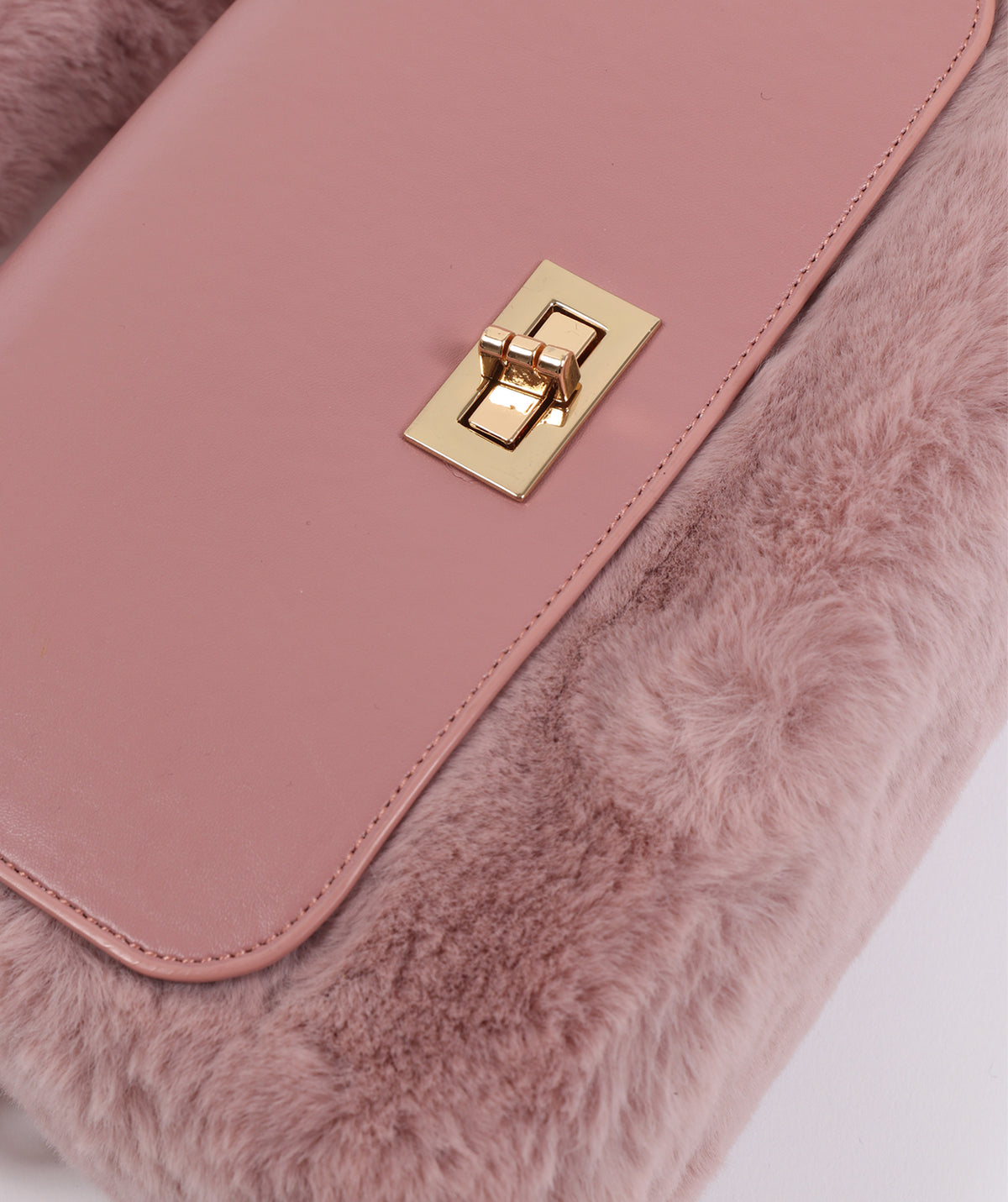 An image of the Pia Rossini Hepburn Bag