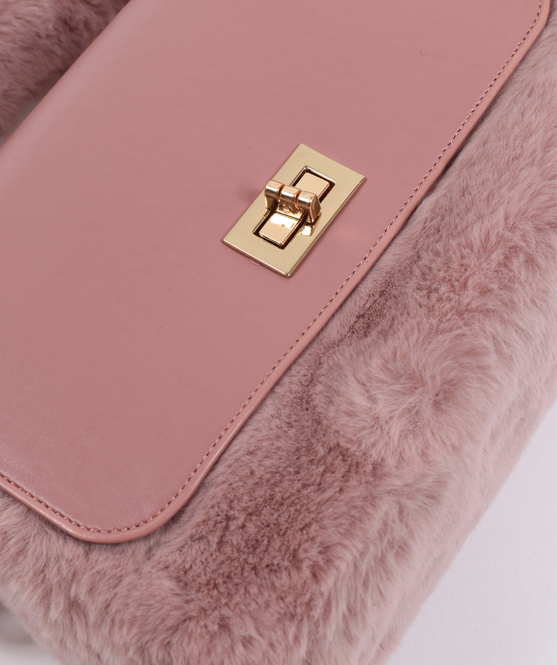 An image of the Pia Rossini Hepburn Bag