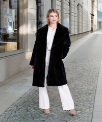 An image of the Pia Rossini Hepburn Coat