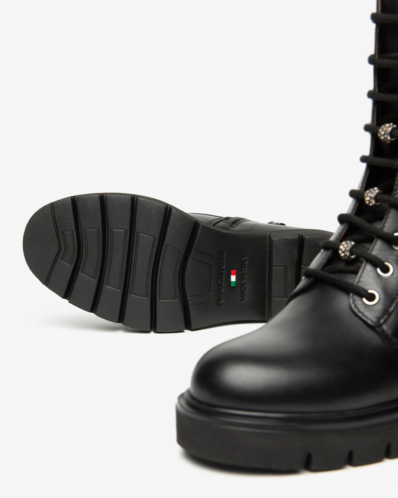 An image of the Nero Giardini Sagar Leather Combat Boots